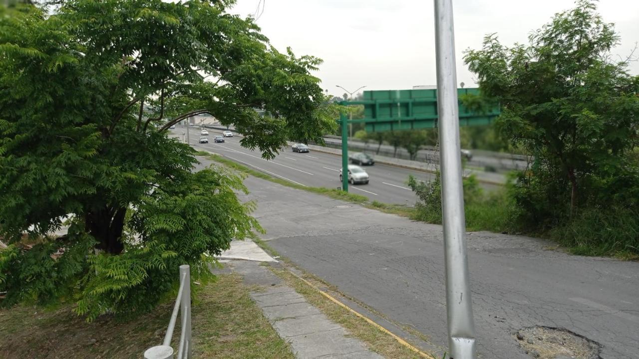 Confort Ejecutivo Suites Lindavista Guadalupe  Exterior photo